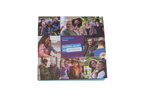 Kreuzfolder der Diakonie in Bayern (Jahresthema 2023)